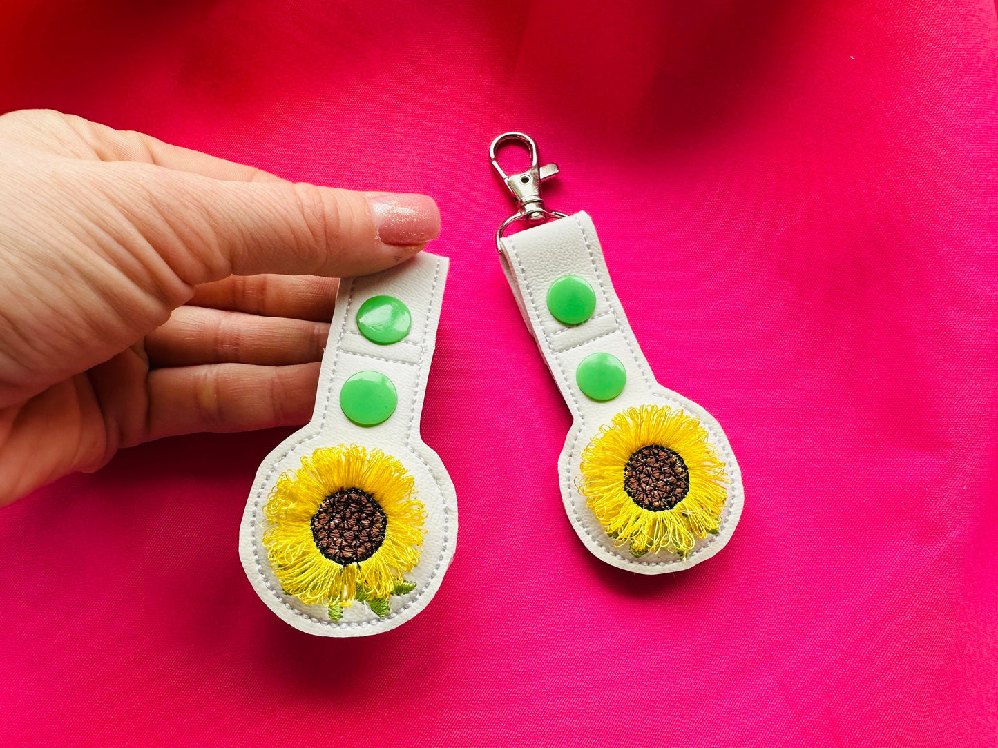 Sunflower Fringed Airtag Holder