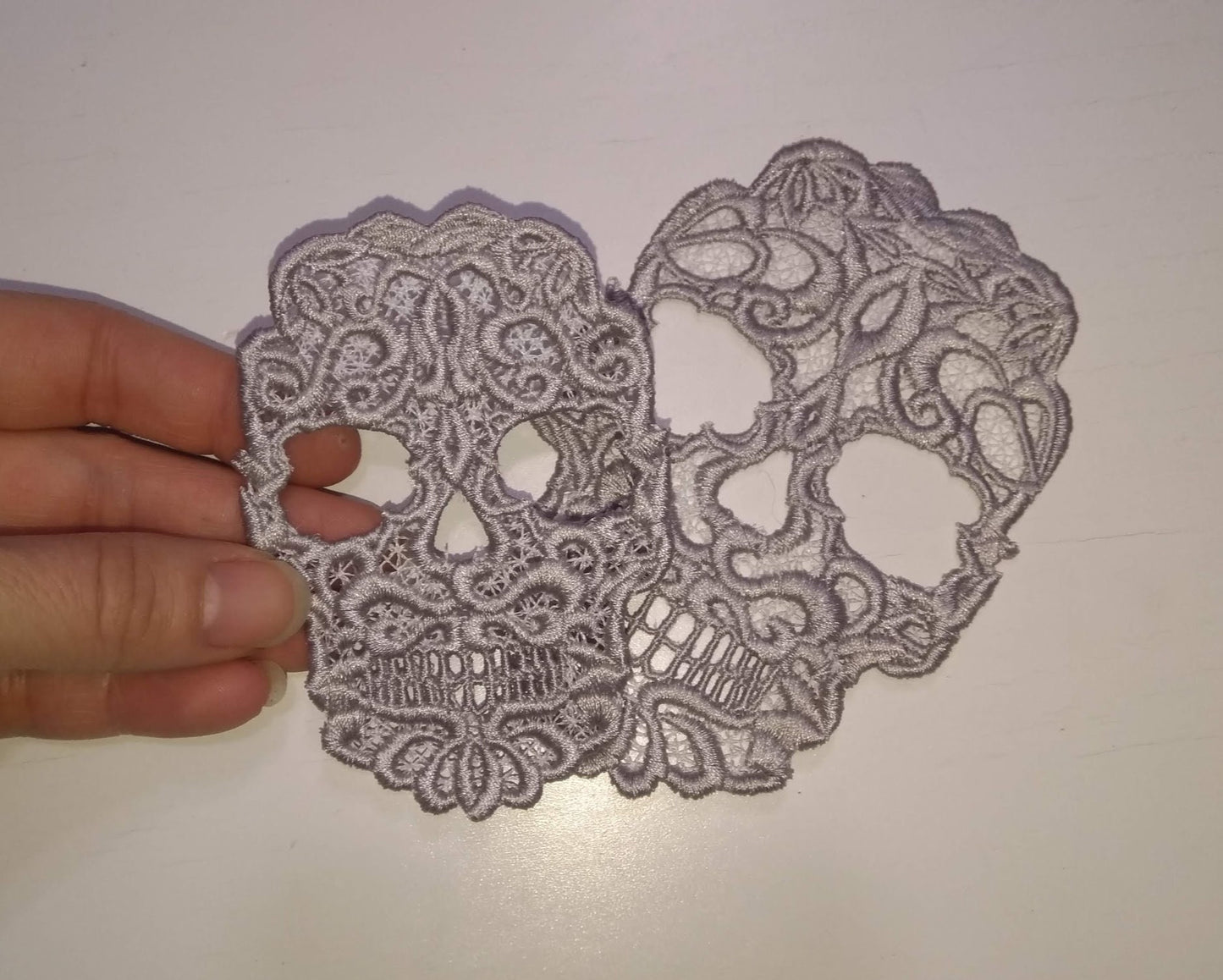 Stencil Curl Skull FSL