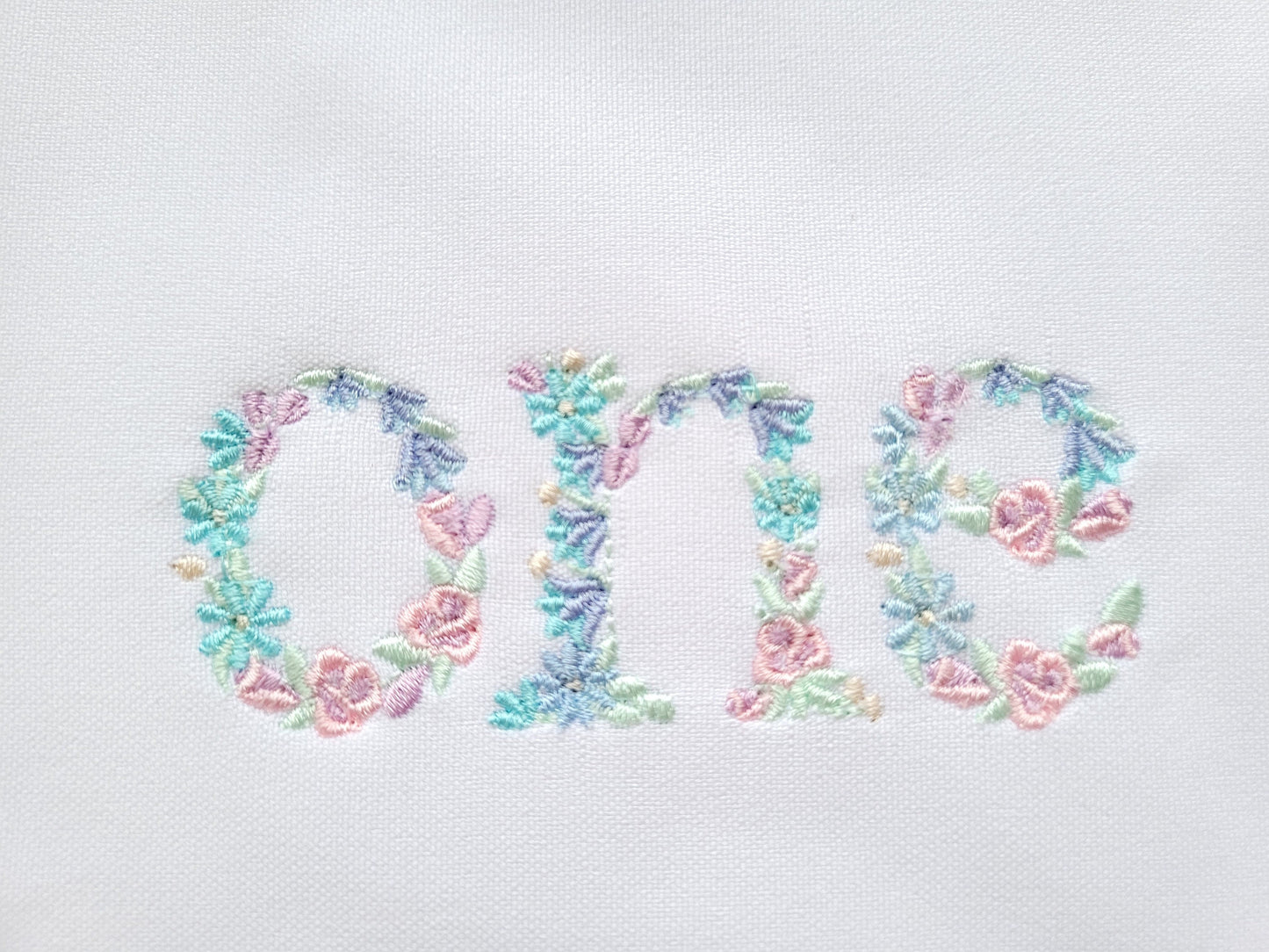 Meadow Bluebell Rose Floral Font