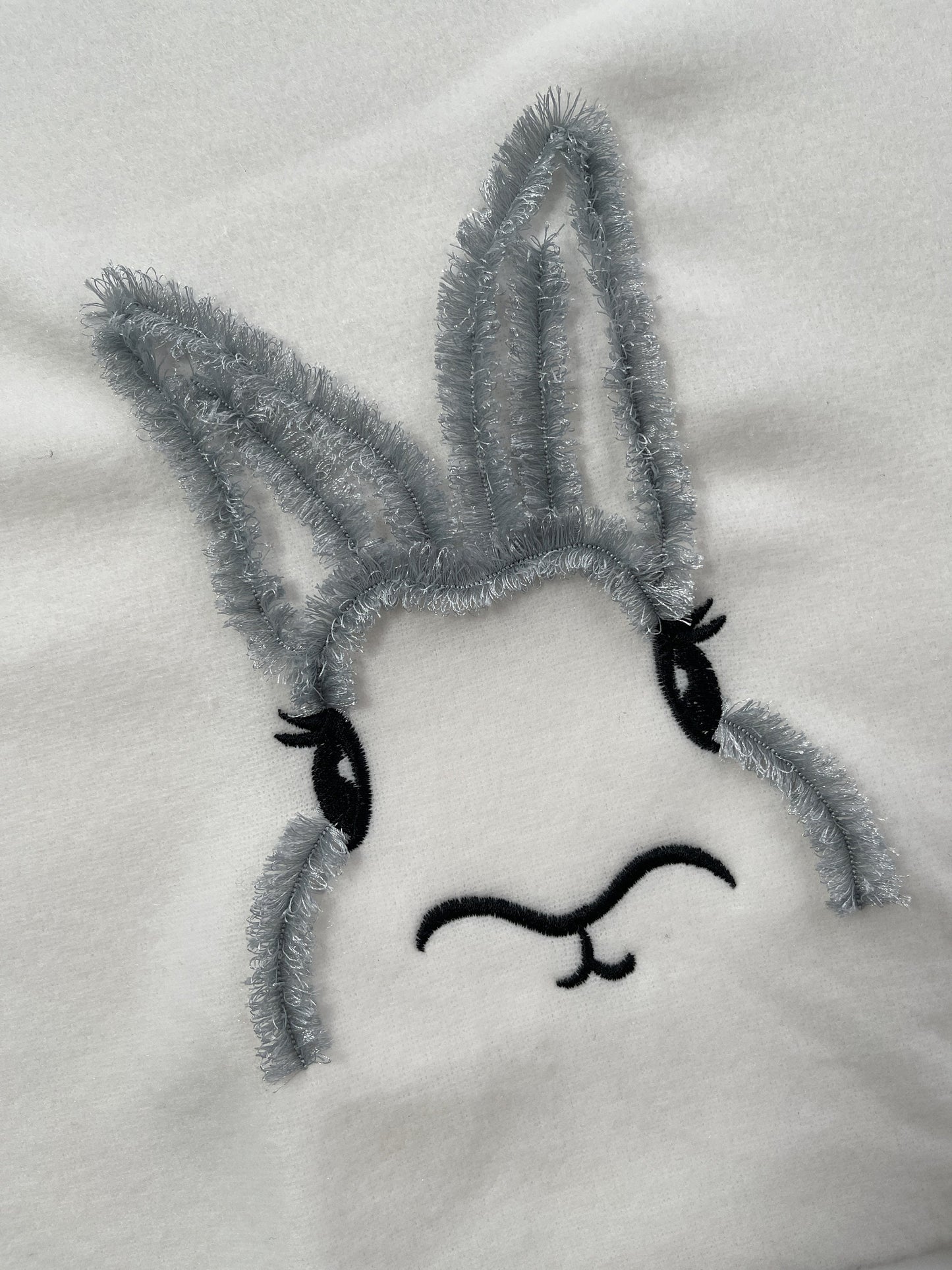 Fringed Easter Peeking Bunny