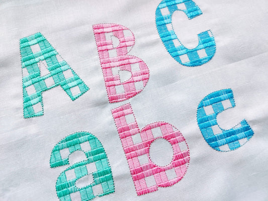 Tartan Plaid Gingham Christmas Font