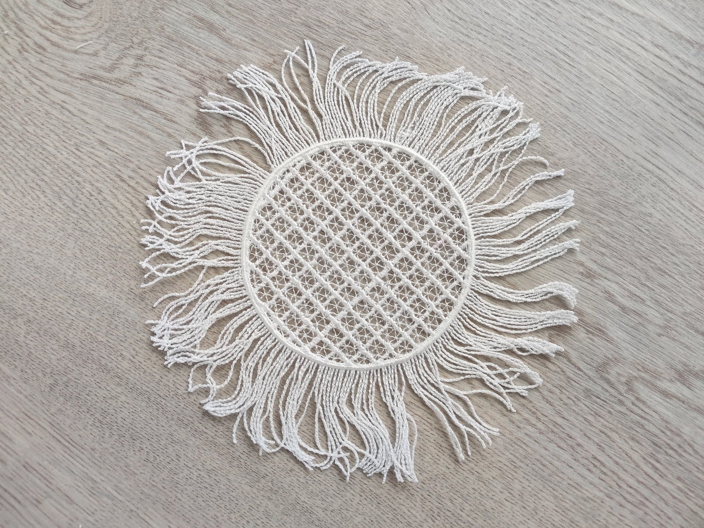 Doily Coaster with Fringed Edge FSL