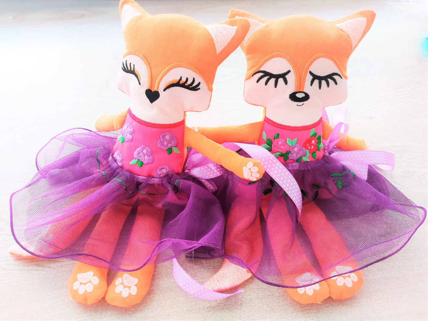 Pretty Fox Doll Set of 2 ITH