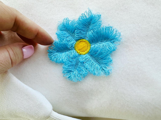 Single Fringed Daisy Flower