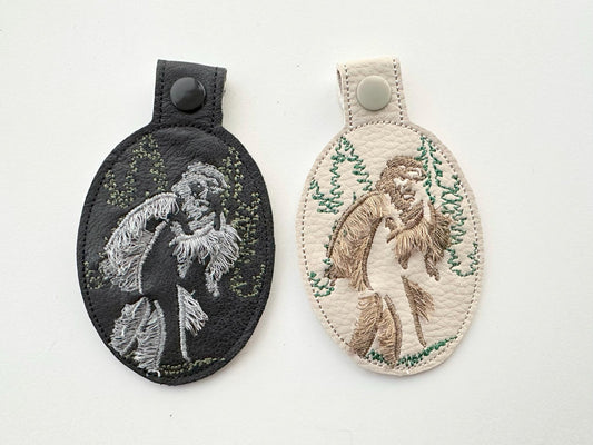 Bigfoot Yeti Sasquatch Keychain