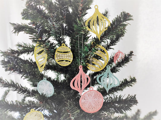 Christmas Tree Lace Ornaments FSL