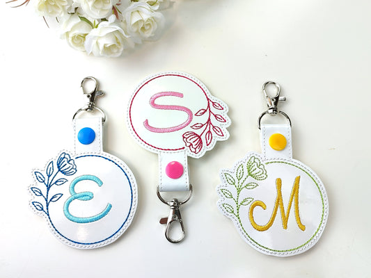 Round Circle Floral Monogram Keychain