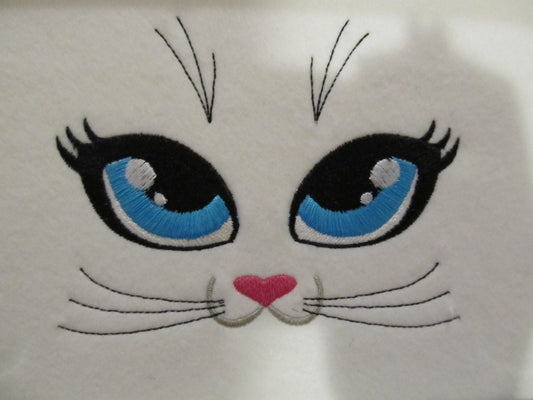 Doll Cat Eyes