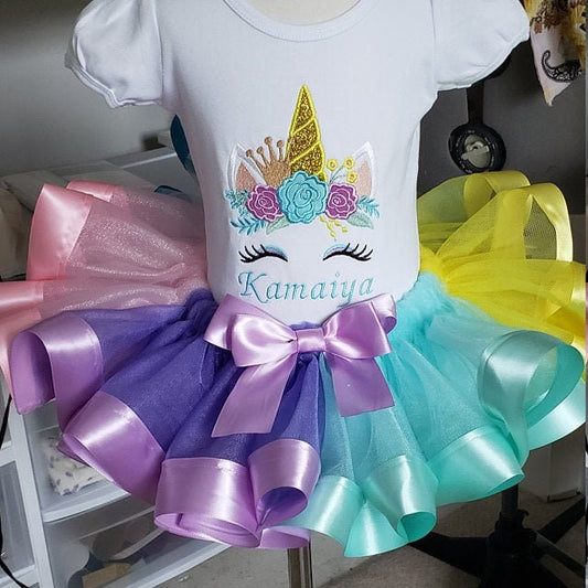 Birthday Party Festive Unicorn