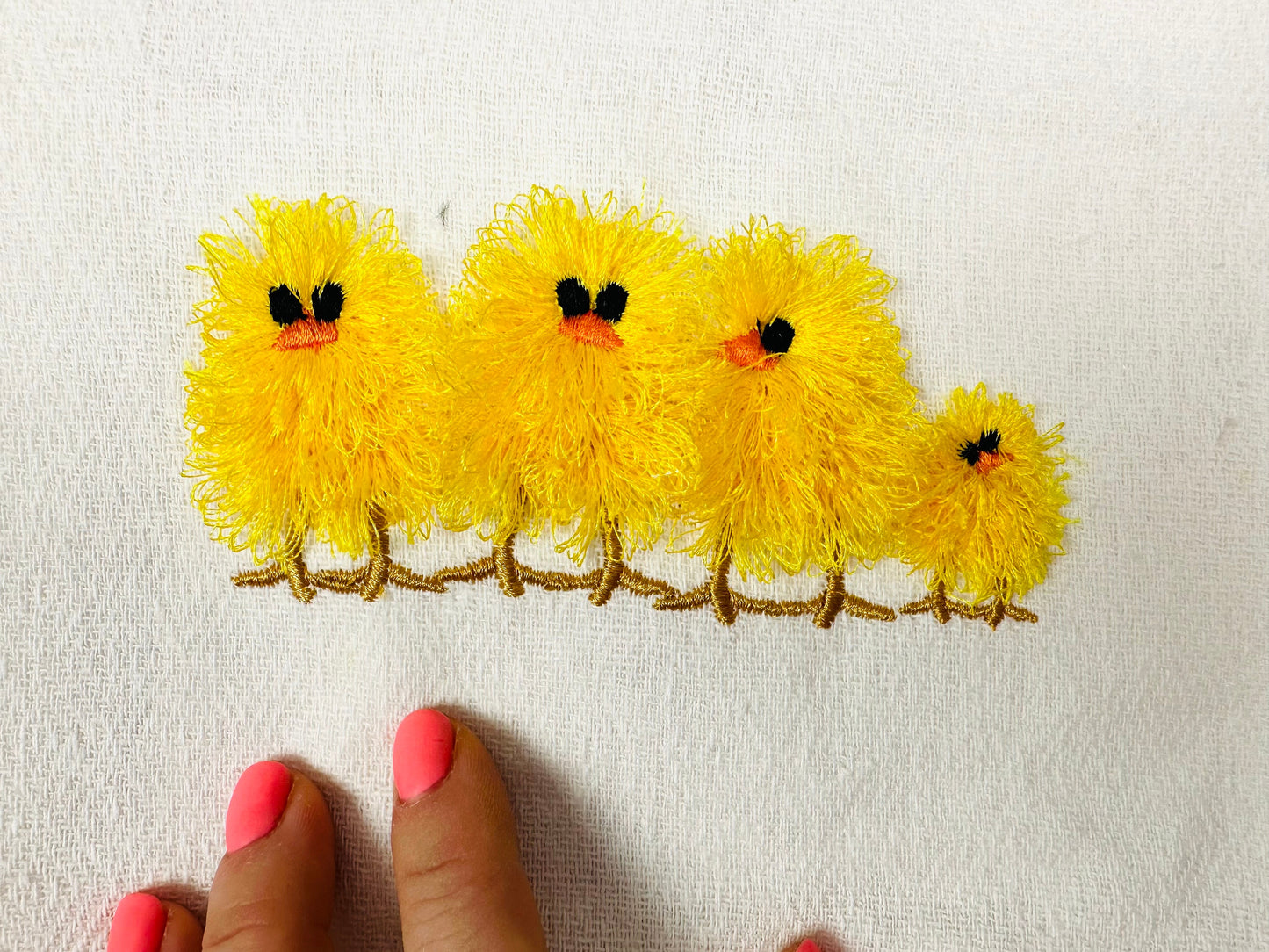 Fringed Little Chick 4 in a row