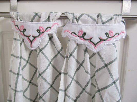 Adorable Towel Topper Set