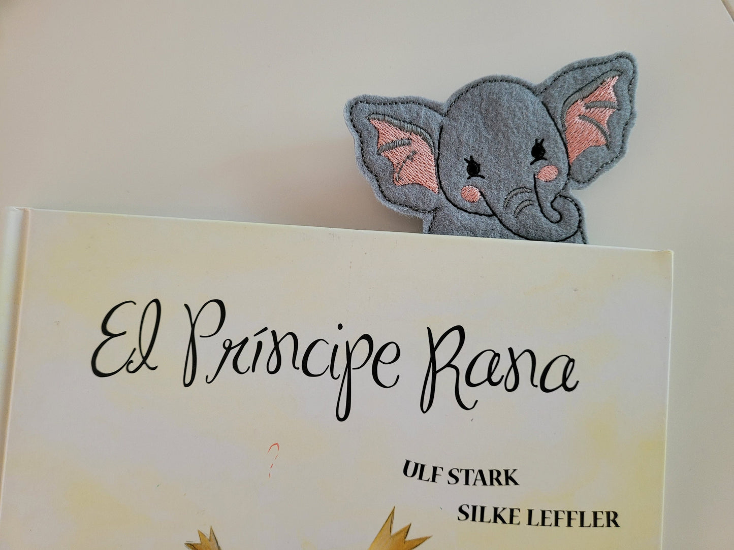 Little Elephant Bookmark ITH - image 1