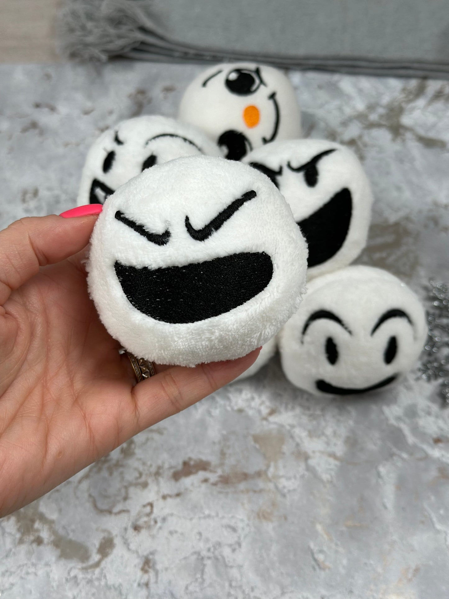 Snowball for playing snow fight SET of 6 ITH in the hoop machine embroidery designs in one step super simply ITH Christmas kids plushie ball