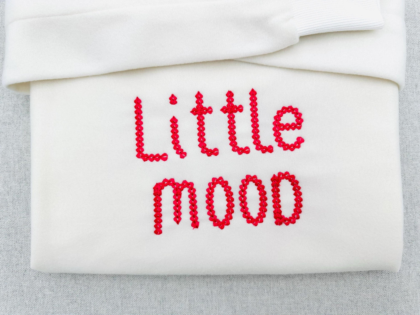 Extra Bold Mini Chain Font Summer