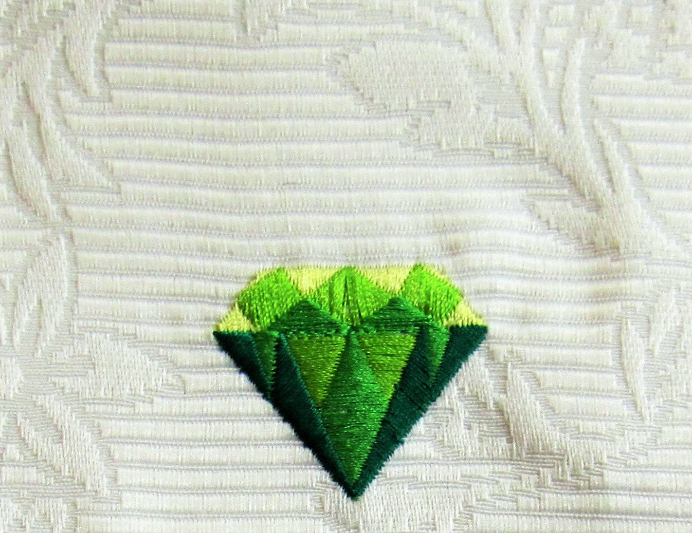 Diamond Gem – Sizes 1" 1.3" 1.6" 4" Digital Embroidery File | Artapli