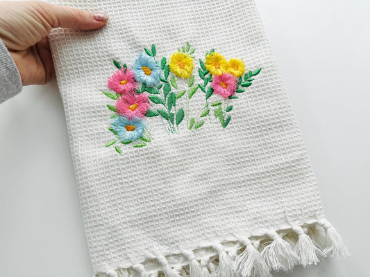 Fringed Floral Bouquet Fringe Embroidery Design