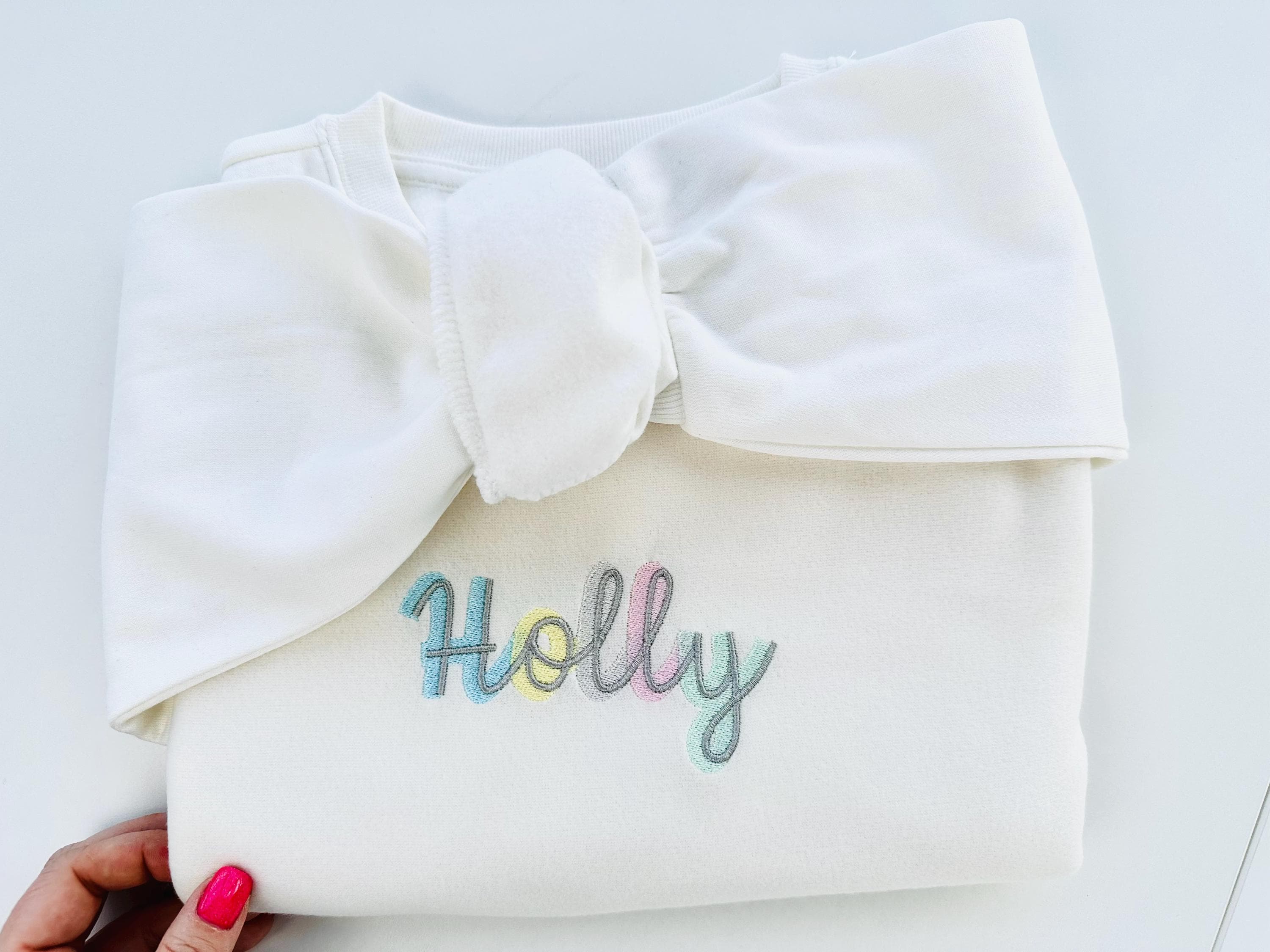 Handwritten Script Shadow Holly Satin Embroidery Design – Artapli designs