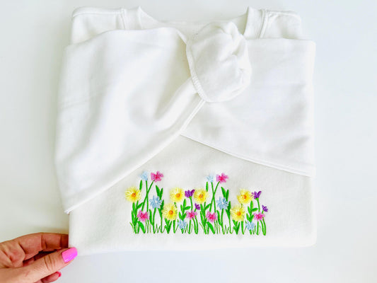 Fringed Floral Border Fringe Embroidery Design