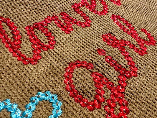 Extra Bold Chain Handwritten Font Embroidery Design