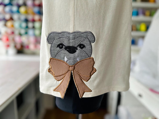 Stylish Bulldog Split Side Seam Applique Embroidery Design