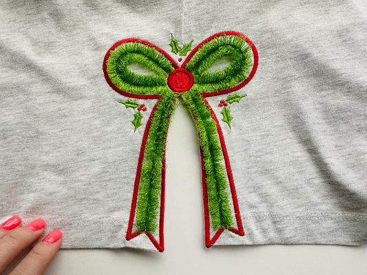 Christmas Fringed Bow Holly Berries Applique Embroidery Design