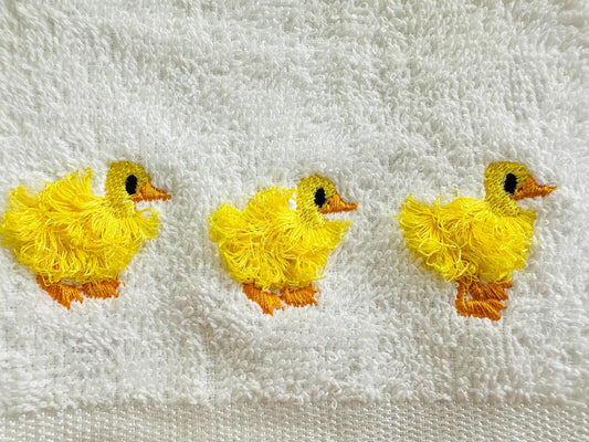 Mini Fringed Duck Chick Chenille Embroidery Design