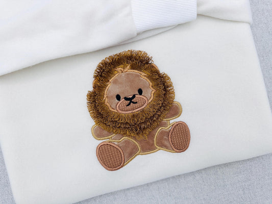 Fringed Fluffy Lion Applique Embroidery Design