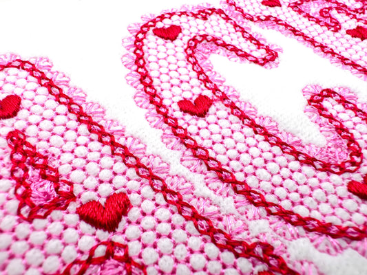 Lace Edge Valentine Font Embroidery Design