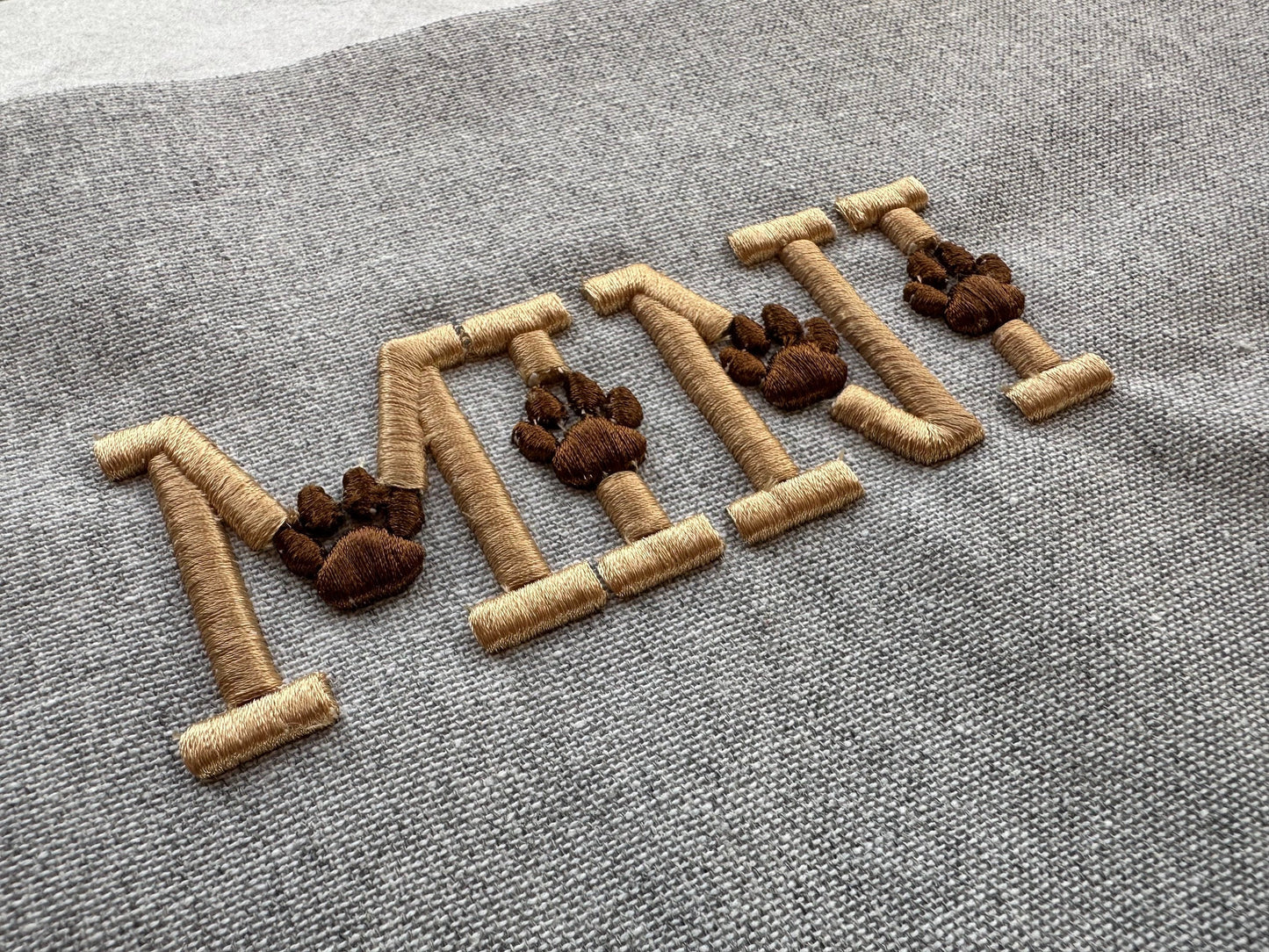 Puff Puffy Foam Dog Cat Paw Font