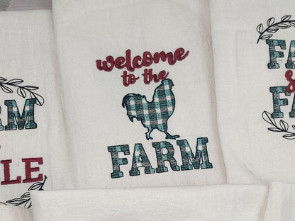 Welcome To The Farm Saying and Chicken