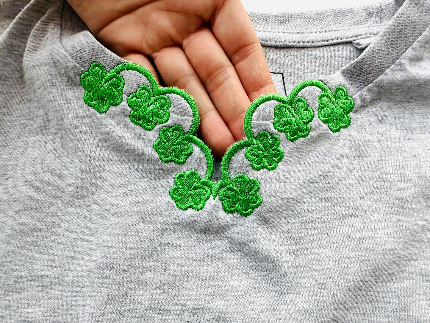 Shamrock Clover Neckline Cutout ITH