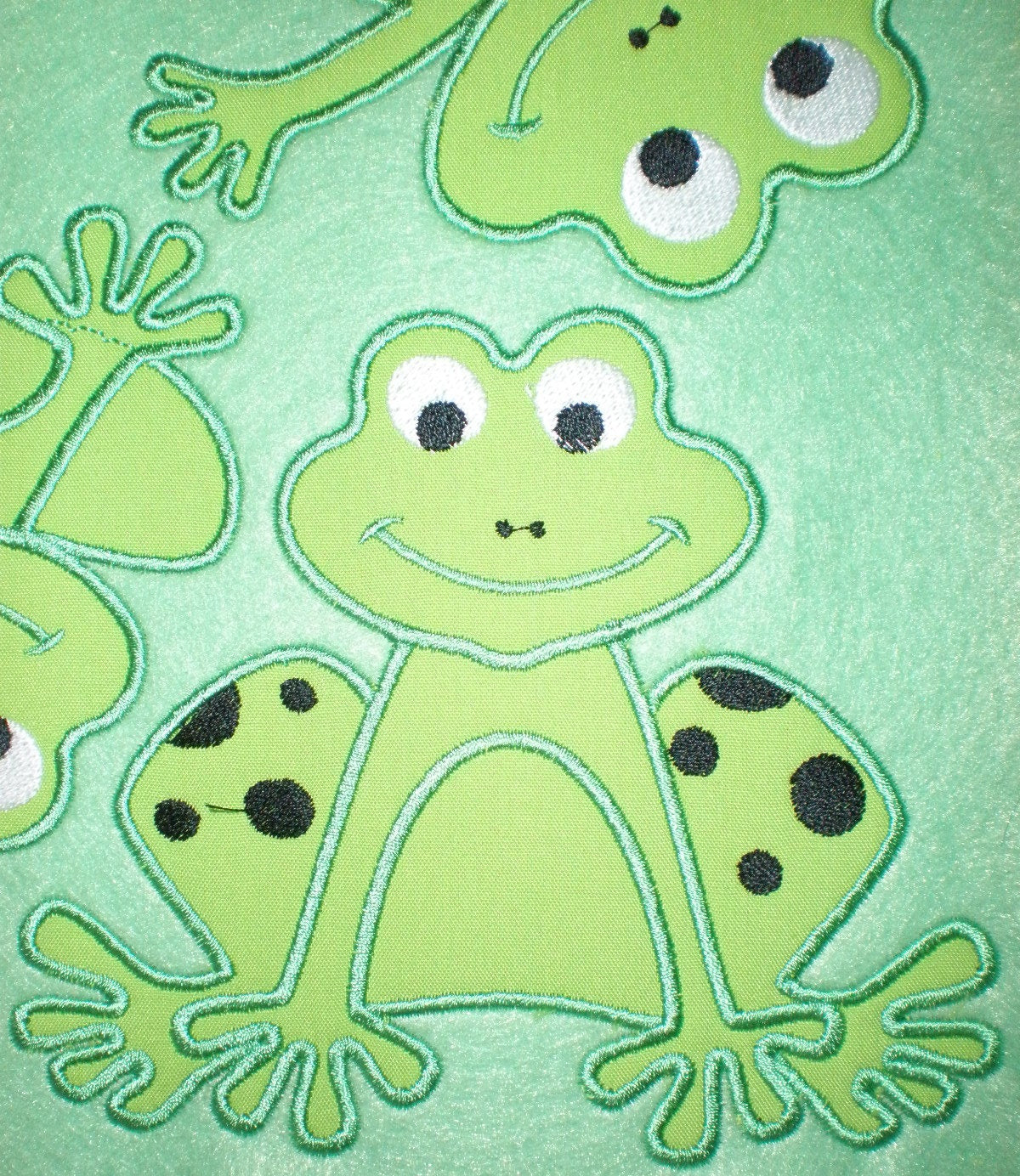 Frog Family Fill Stitch and Applique