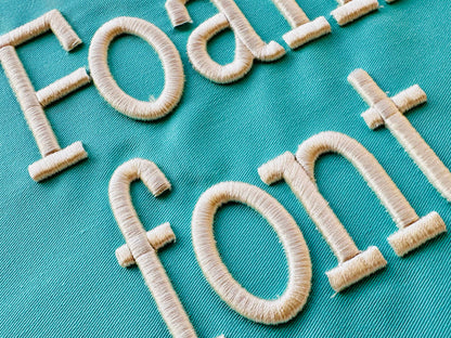 Puff Pyffy Foam Classy Regular Font