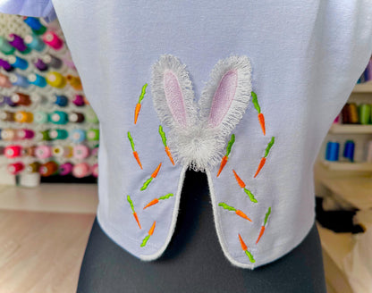 Fringed Easter Bunny and Carrot