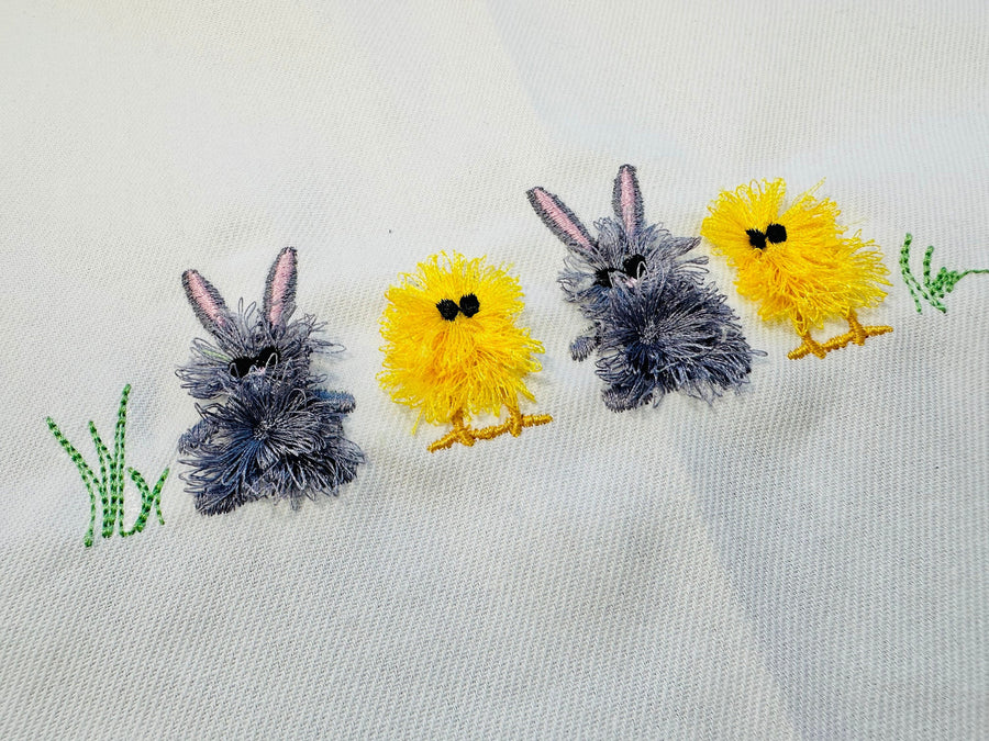 Fringed Easter Bunny and Chick 4 in a row