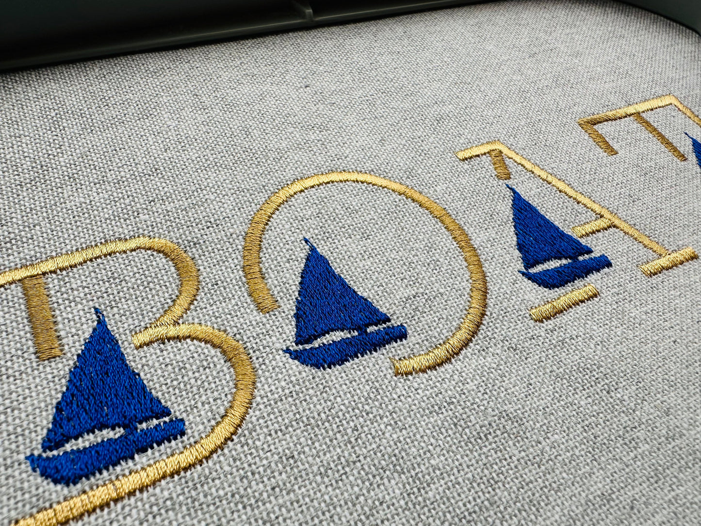 Satin Stitch Mini Boat Font