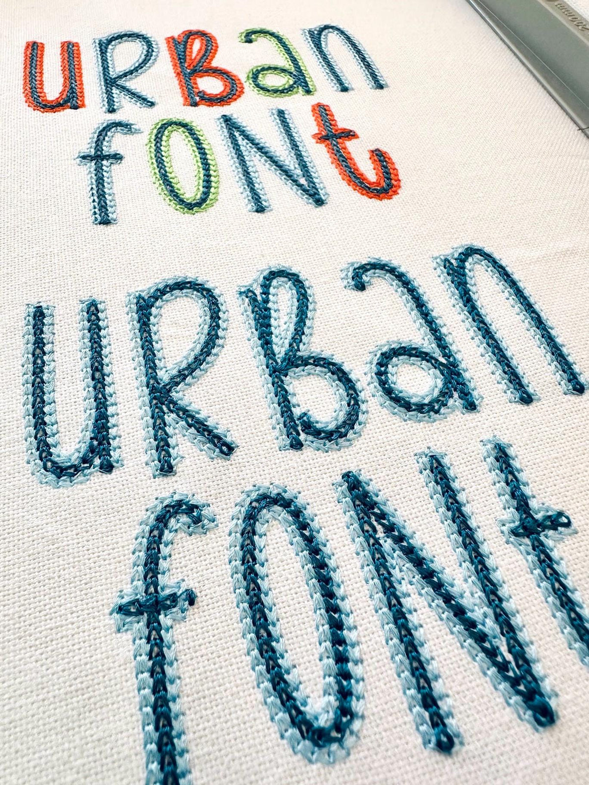 2 Color Chain FONT Urban light chain stitch outline alphabet machine ...