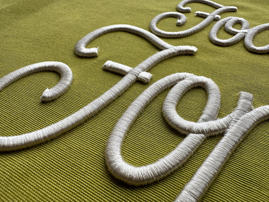 Puff Pyffy Foam Handwritten Script Font