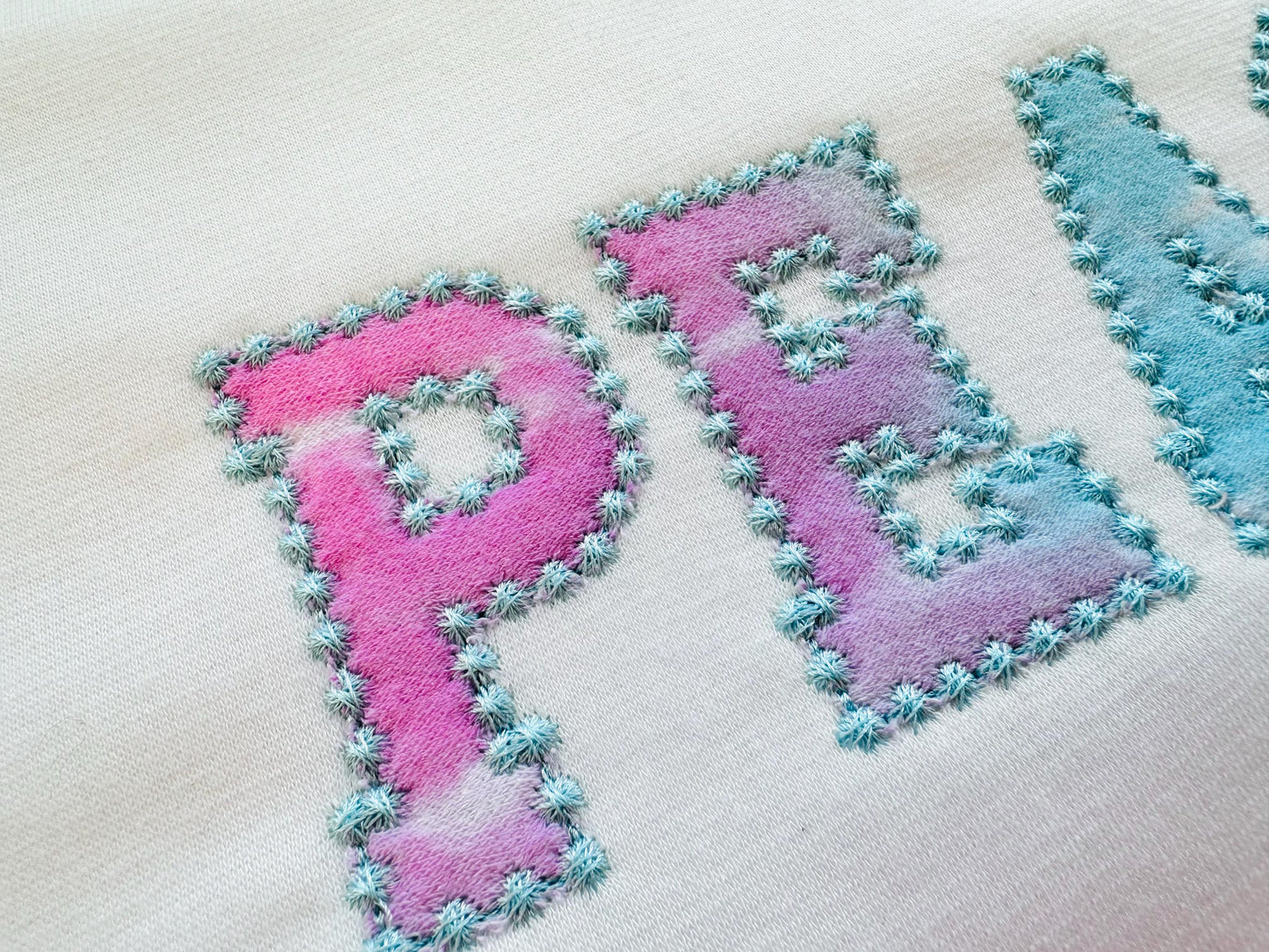 Pearl Stitch Outline Athletic Font Applique