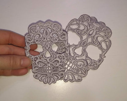 Stencil Curl Skull FSL