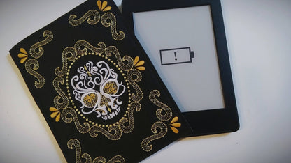 Skull Book Cover ITH