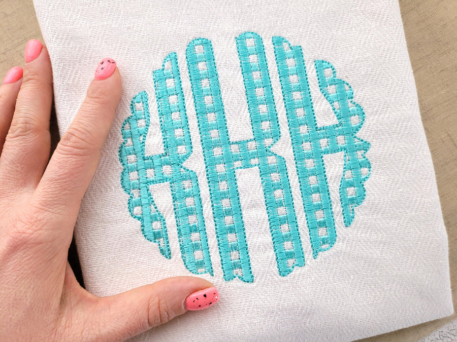 Scalloped Plaid Buffalo Circle Monogram Font