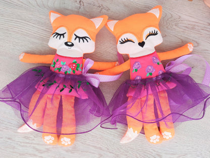Pretty Fox Doll Set of 2 ITH