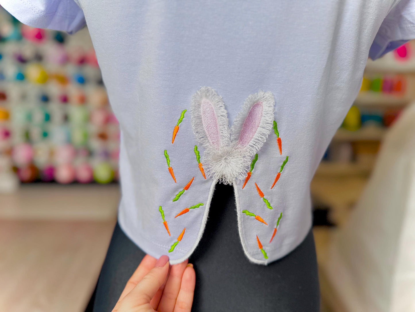 Fringed Easter Bunny and Carrot
