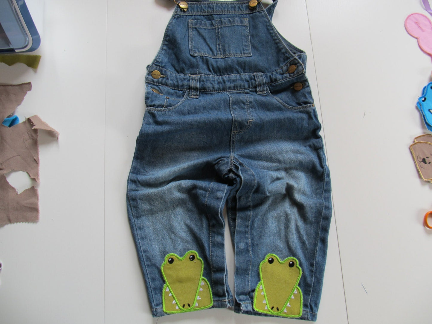 Little Gator Kids Pants Applique