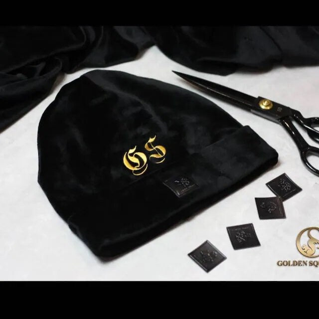 Fairytale Old Style English Font