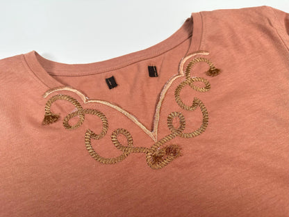 Rope Stitch Neckline Cutout