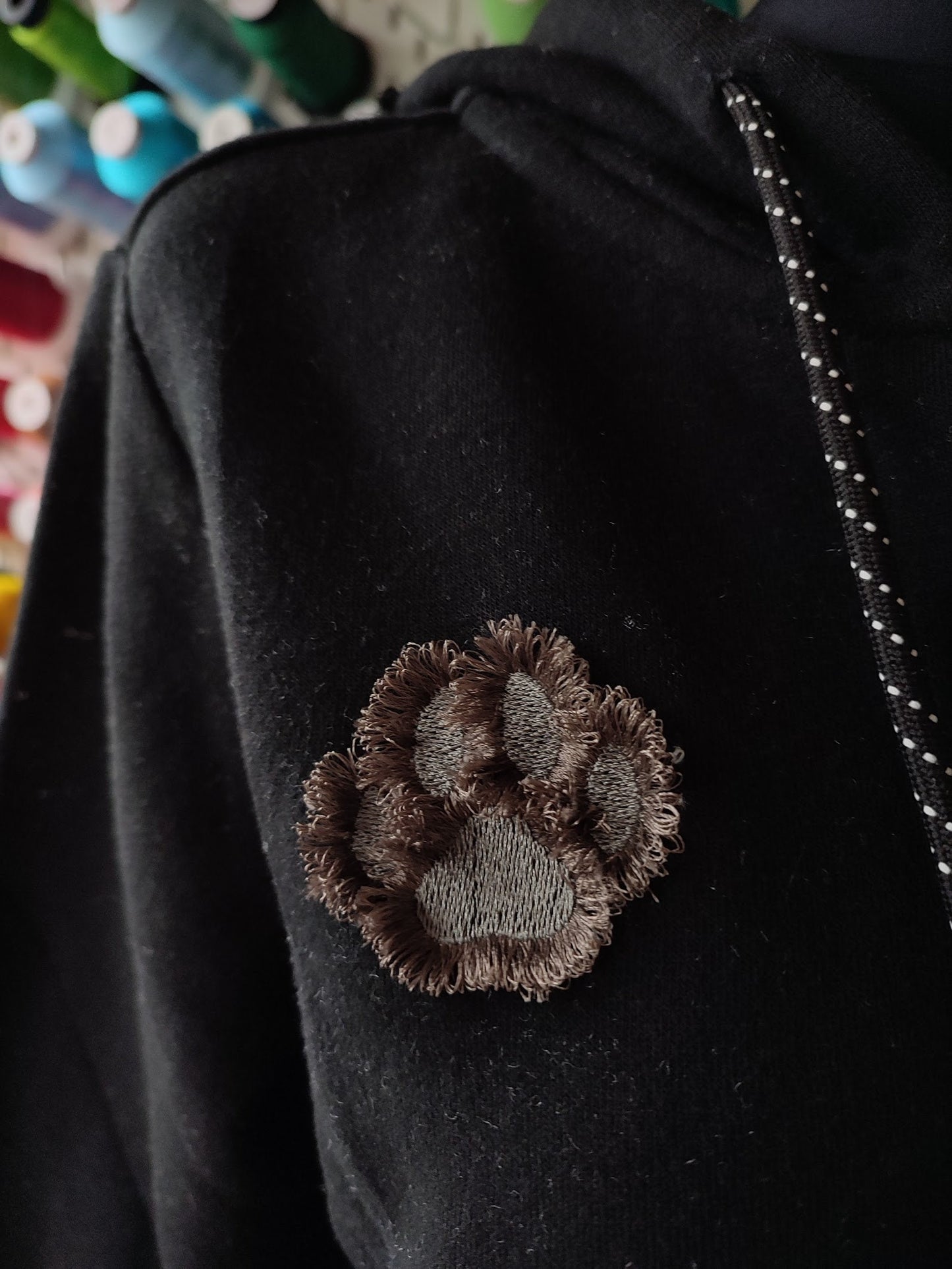 Small Tiny Fringed Paw