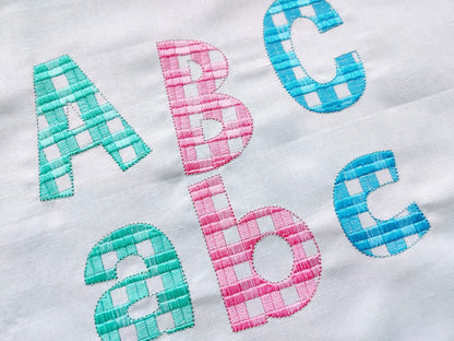 Tartan Plaid Gingham Christmas Font