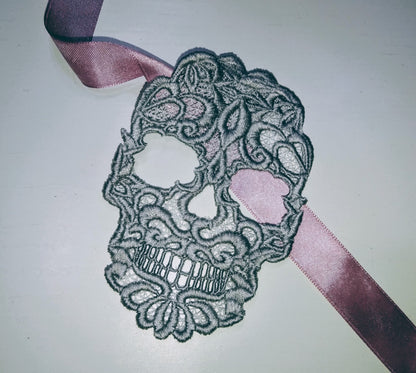 Stencil Curl Skull FSL
